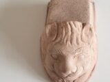 Terracottafod til Terracottakrukker – model med løvehoved